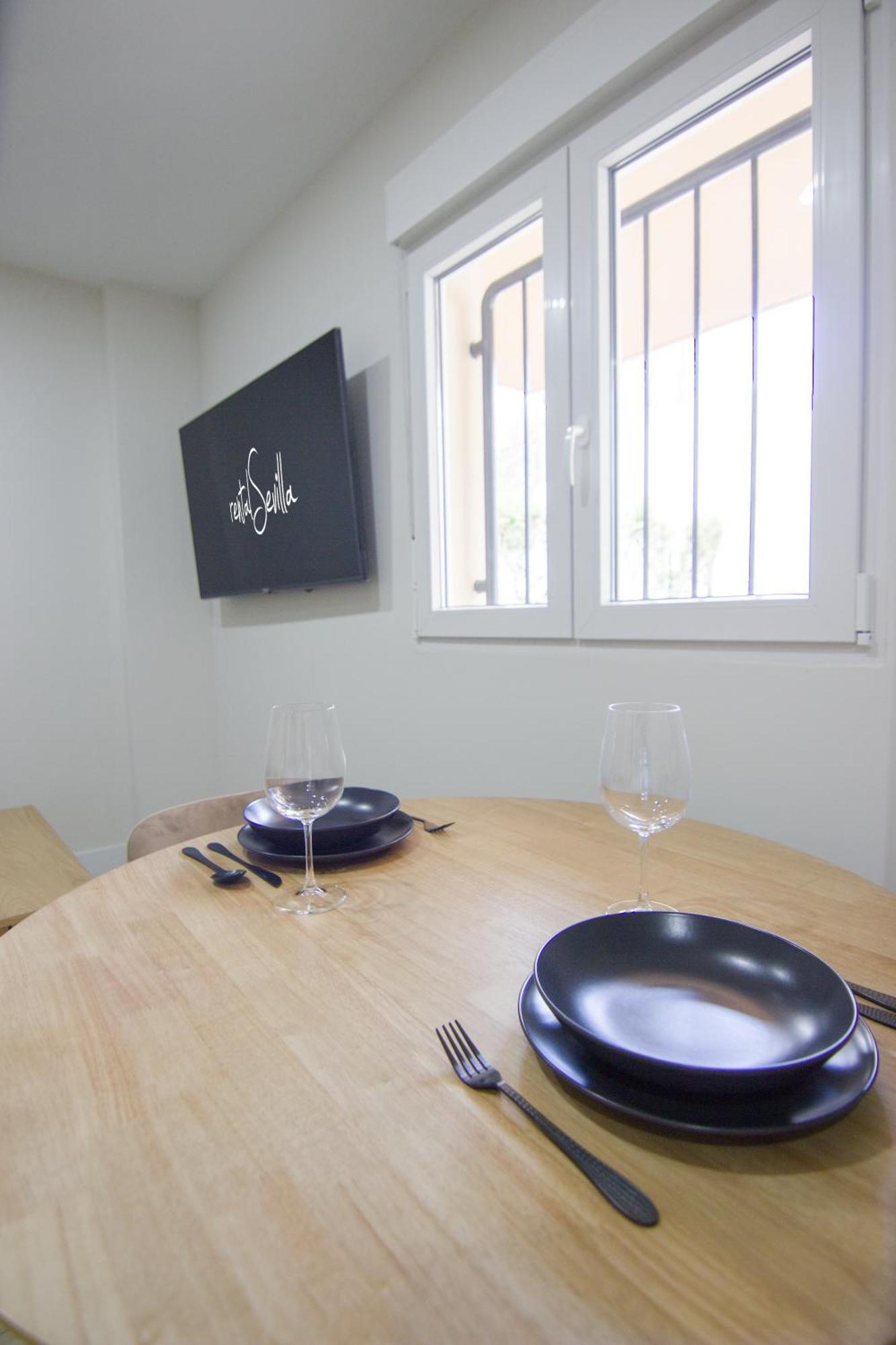 Rentalsevilla Avenida De La Borbolla Ii Séville